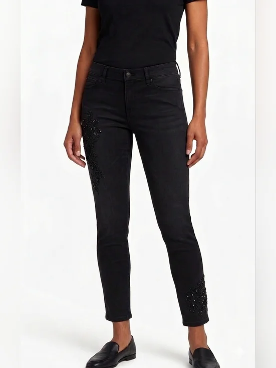 NWOT WHBM Distressed Black Classic Rise Skinny Ankle Embellished Jeans Size 4 - Picture 2 of 15